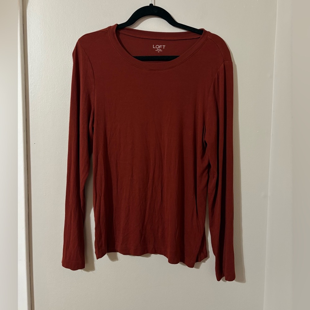 LOFT Women's Brick Red Long Sleeve Tee